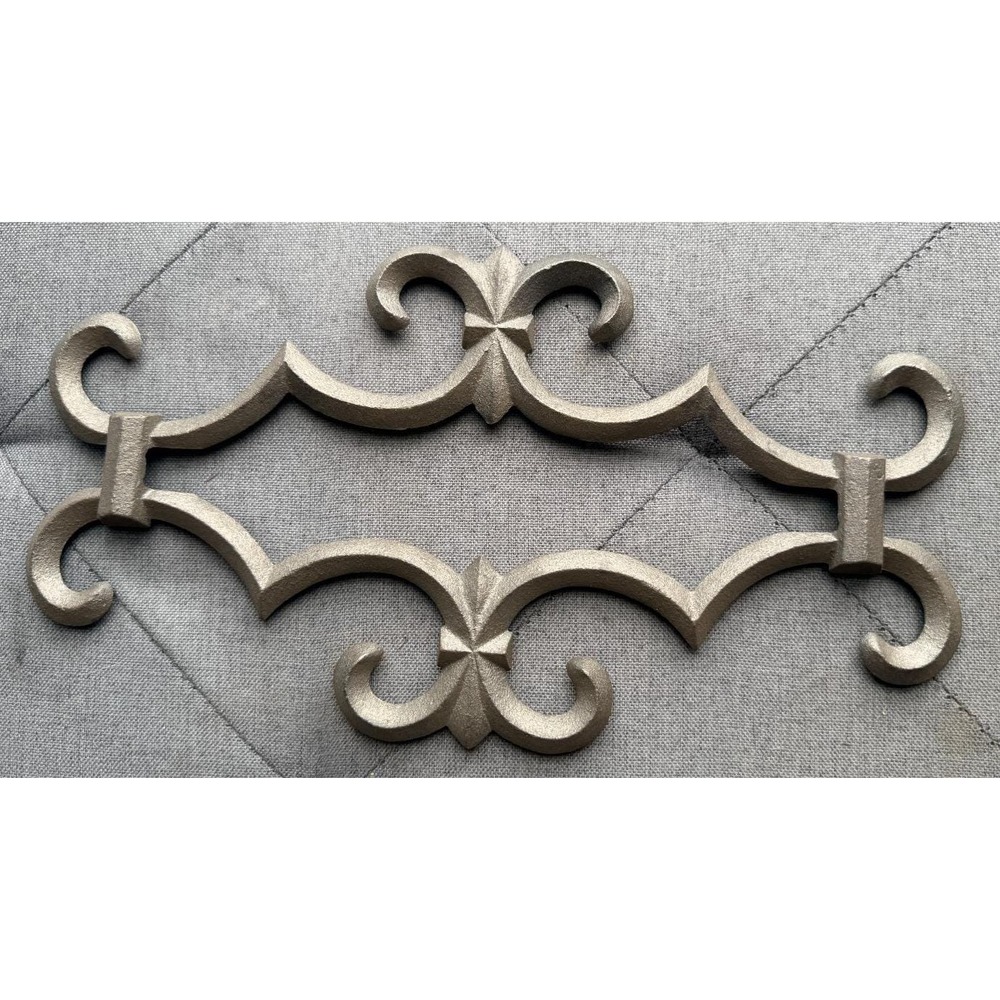 Vtg Cast Iron Metal Wall Scroll Hanging Picket Casting Fences,Gate 12.75" x 7"